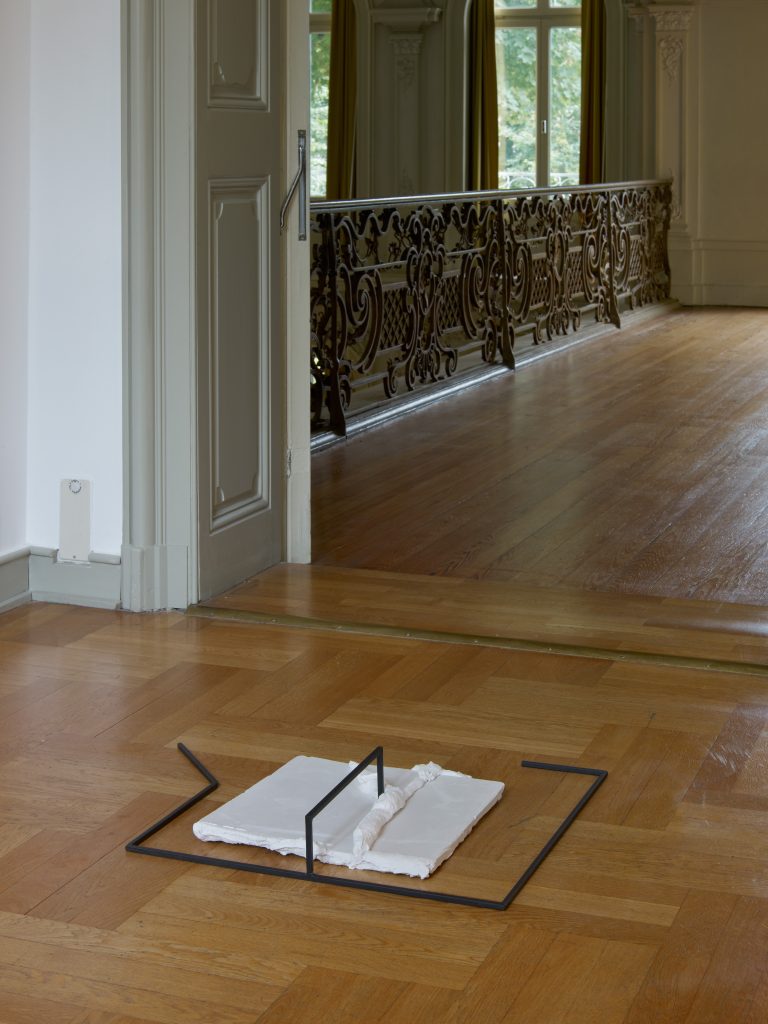 <i>Frauenzimmer</i>, 2011
</br> installation view, Museum Morsbroich, Leverkusen