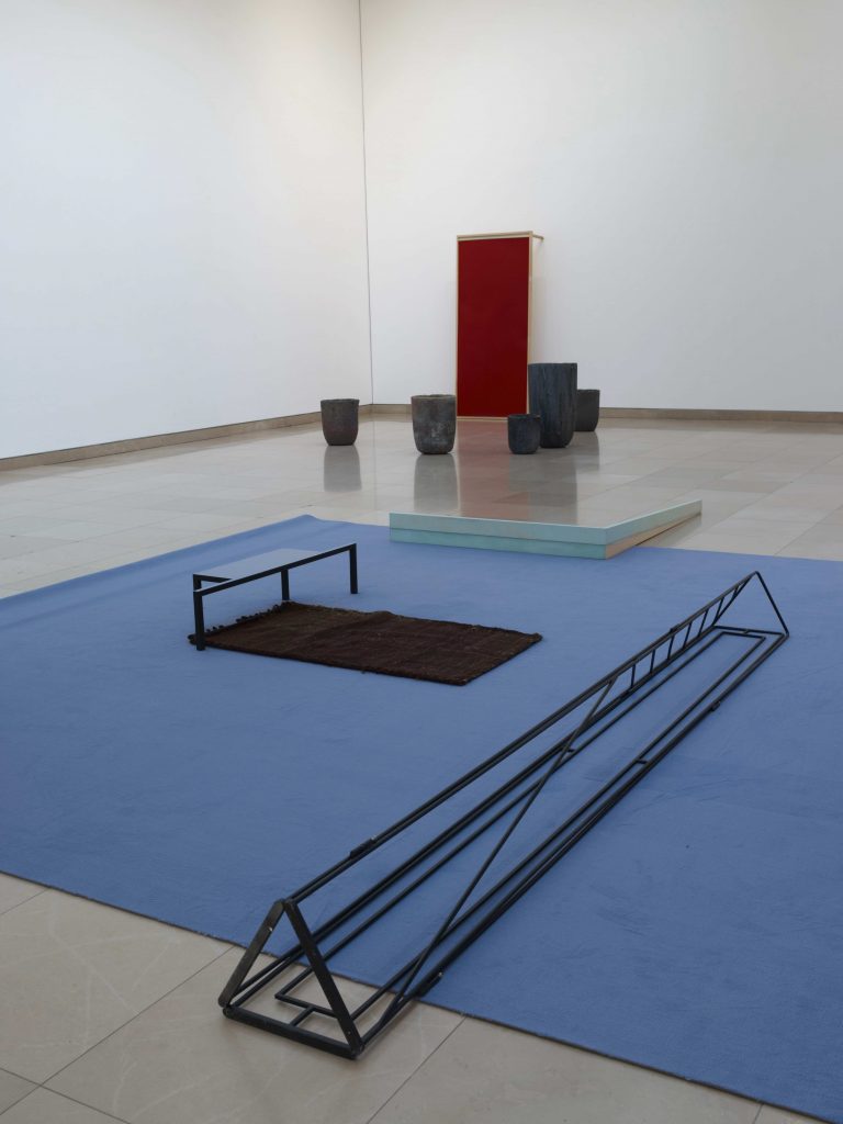 <i>POUR UN ART PAUVRE</i>, 2011
</br> installation view, Carré d'Art - Musée d'art contemporain de Nîmes, Nîmes