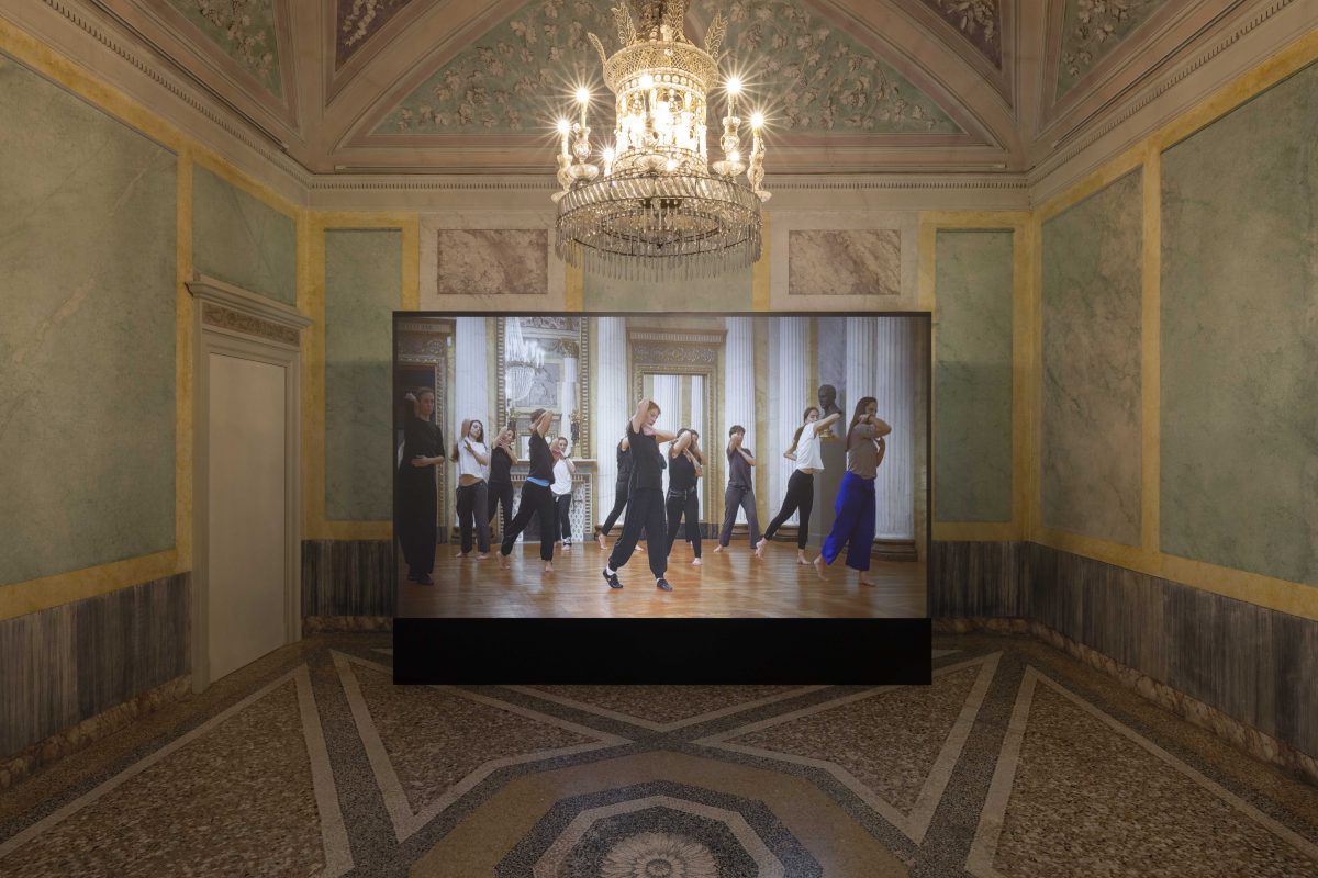 <i> ANDREA BOWERS. MOVING IN SPACE WITHOUT ASKING PERMISSION  </i>, 2022
</br> installation view, GAM – Galleria d’Arte Moderna, Milan 