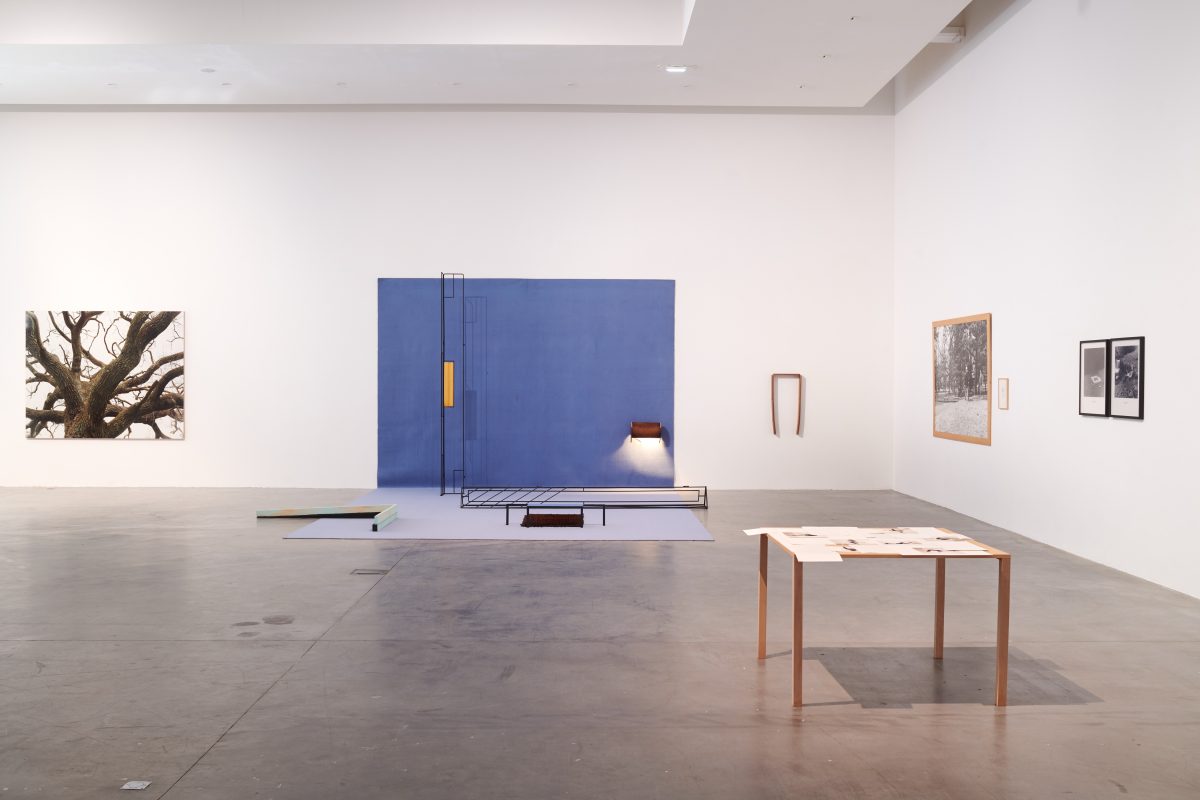 <i>trilogie de cendres</i>, 2022 </br> installation view, Frac des Pays de la Loire, Carquefou