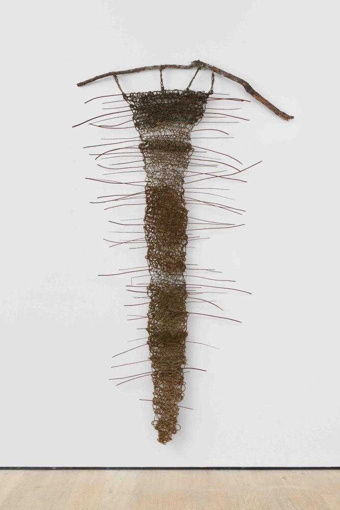 Barbara Levittoux-Swiderska, <i>Millipede (Stonoga)</i>, 1974</br>sisal, tree branches</br>
260 x 140 cm / 202.3 x 55.1 in