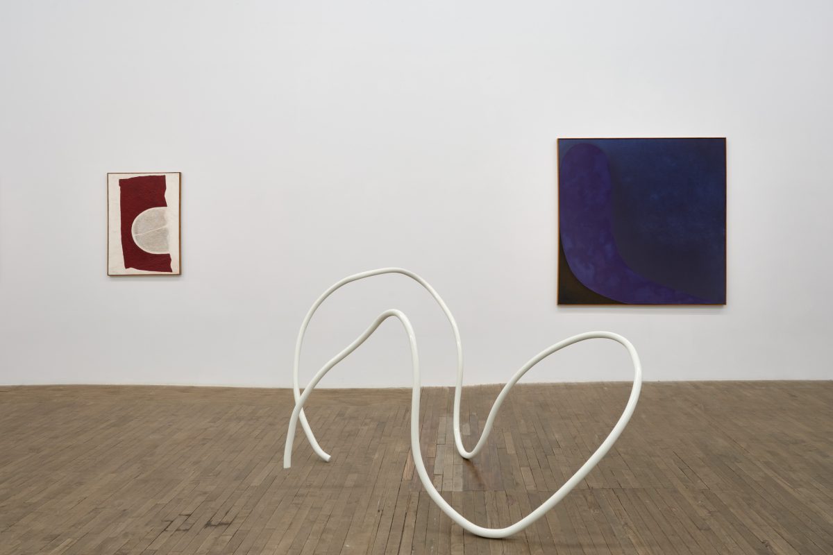 Tomie Ohtake, 2023 </br> installation view, kaufmann repetto, new york