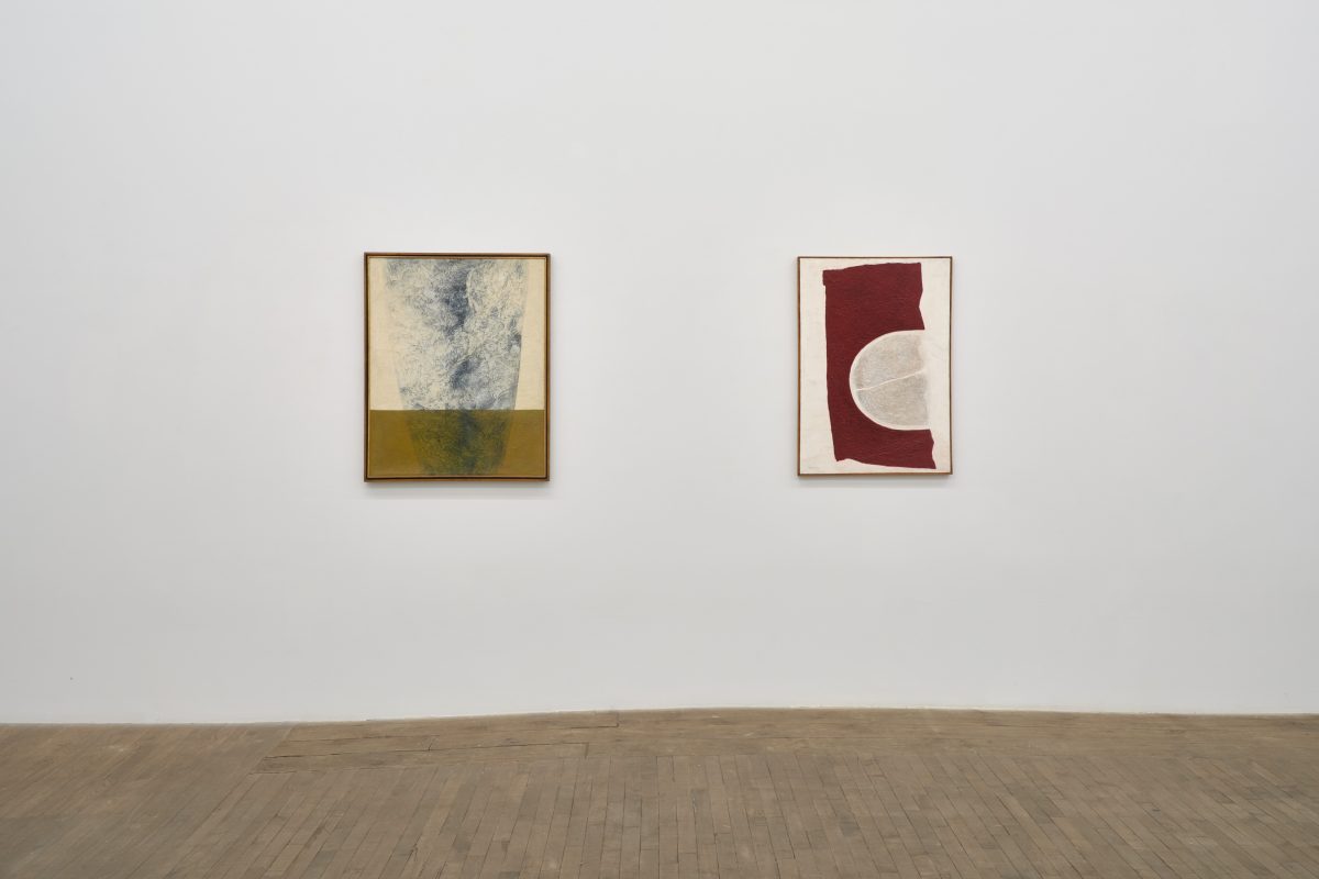 Tomie Ohtake, 2023 </br> installation view, kaufmann repetto, new york