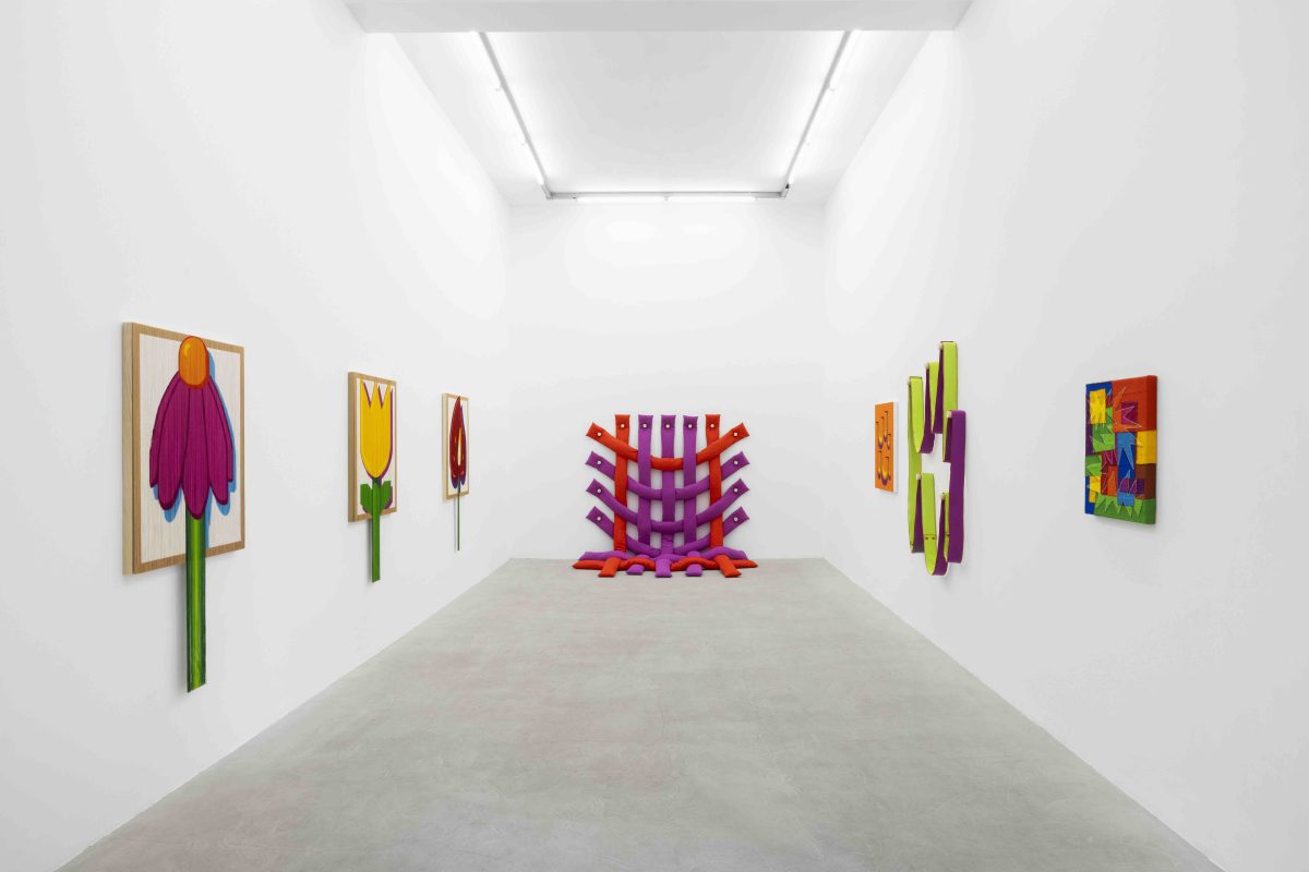 Dianna Molzan, <i>Double Take</i>, 2023 </br> installation view, kaufmann repetto, milan>