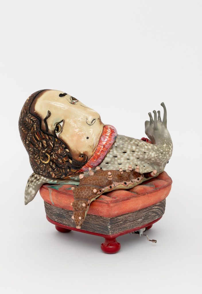 <i> Succumb</i>, 2020 </br> porcelain </br> 30,5 x 30 x 26,5 cm / 12 x 11.7 x 10.4 in