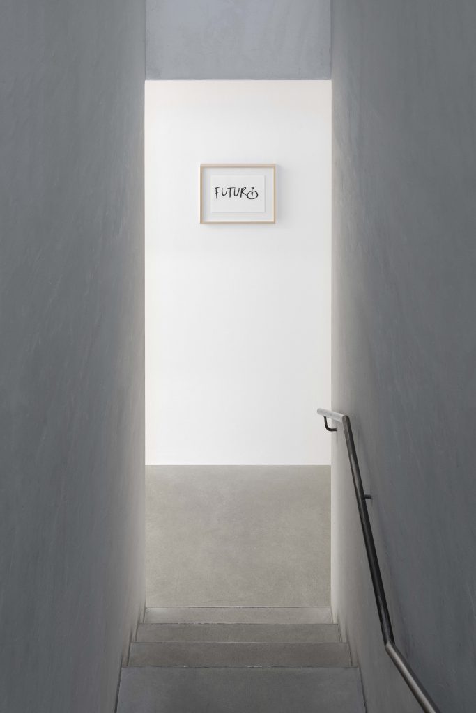<i>drawing anarchy</I>, 2024</br>
installation view, kaufmann repetto milan