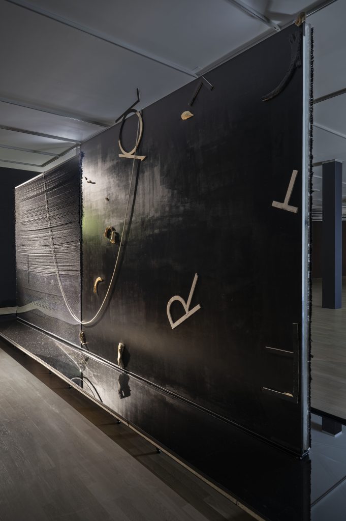 <i>Rosemarie Trockel / Thea Djordjadze</I>, 2024</br>
installation view, lenbachhaus, munich</br>