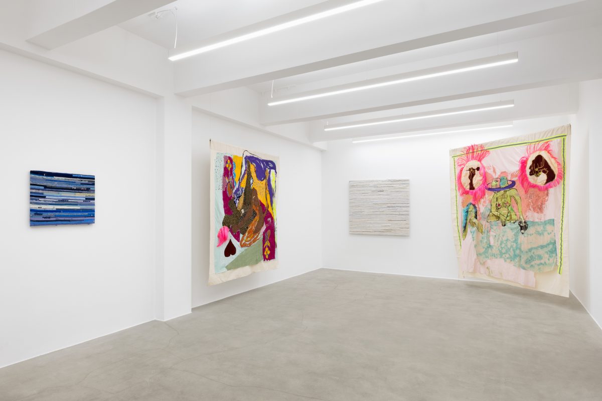 <i>ndakangavara, </i> 2025 </br>
installation view, kaufmann repetto, milan</br>