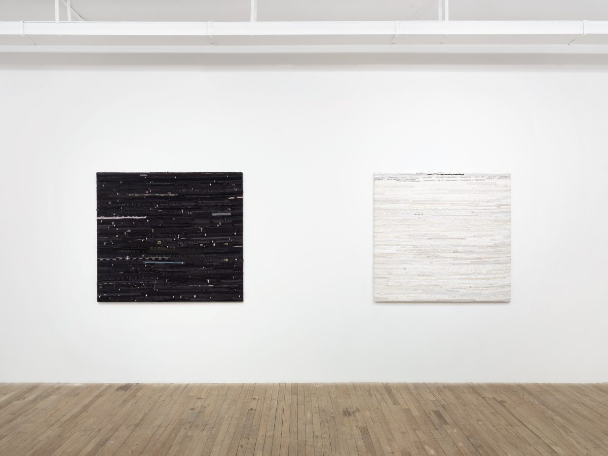 <i>Nyika irikure nezuva, </i> 2025 </br>
installation view, kaufmann repetto, new york</br>