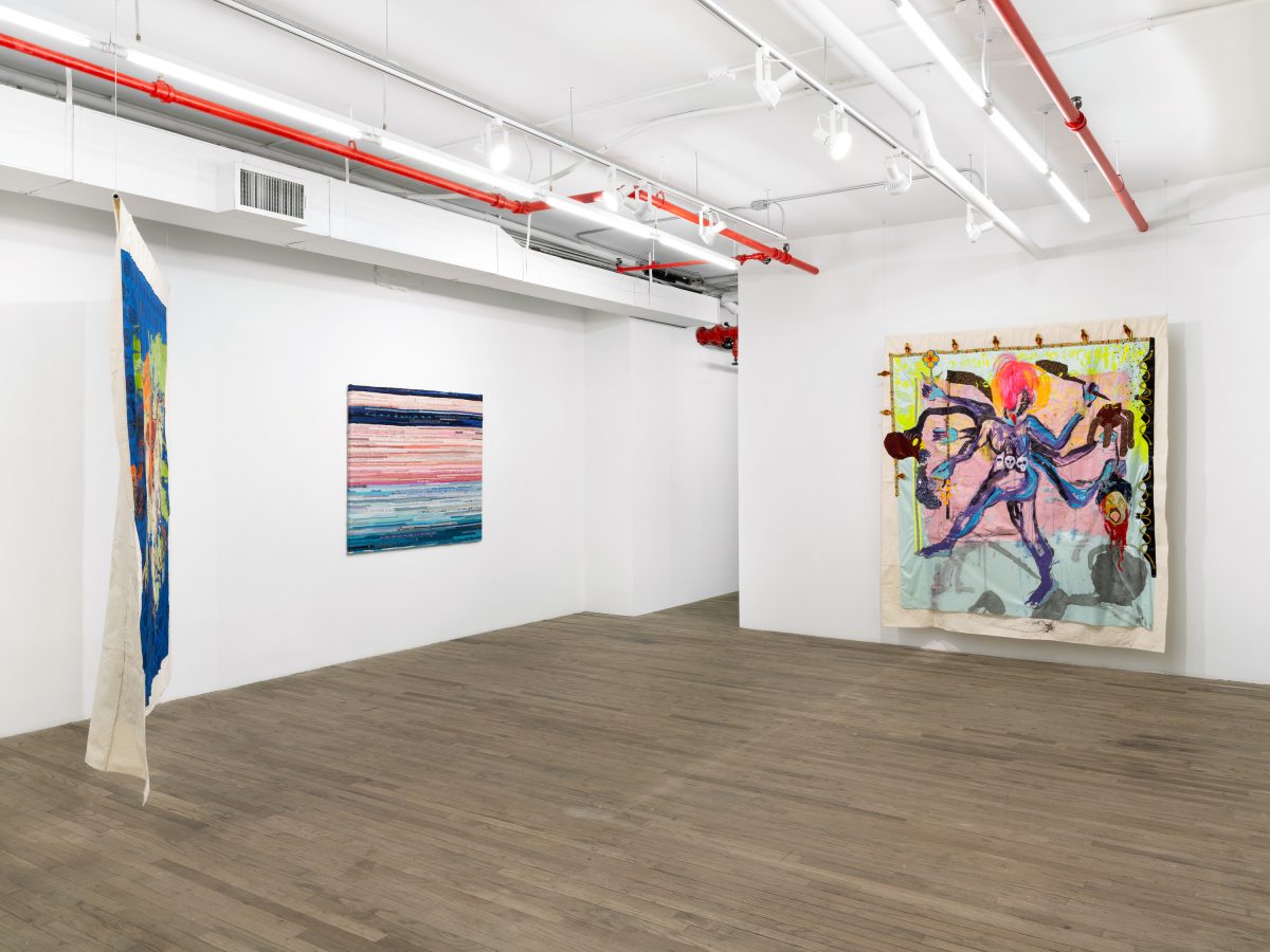 <i>Nyika irikure nezuva, </i> 2025 </br>
installation view, kaufmann repetto, new york</br>