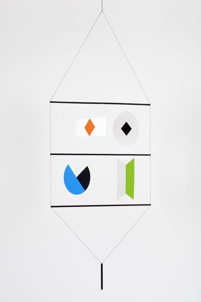 <i>Macchina Inutile</i>, 1984</br>
screenprint on cradboards, stained mahogany, enameled steel, string</br>
192 x 72 x 1.3 cm / 75.6 x 28.3 x 0.5 in>