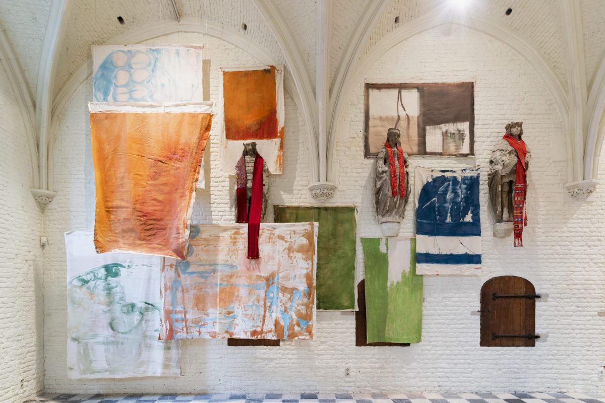 <i>Worm in a Water Glass,</i> 2022 </br>
installation view, Vleeshal Center for Contemporary Art, Middelburg