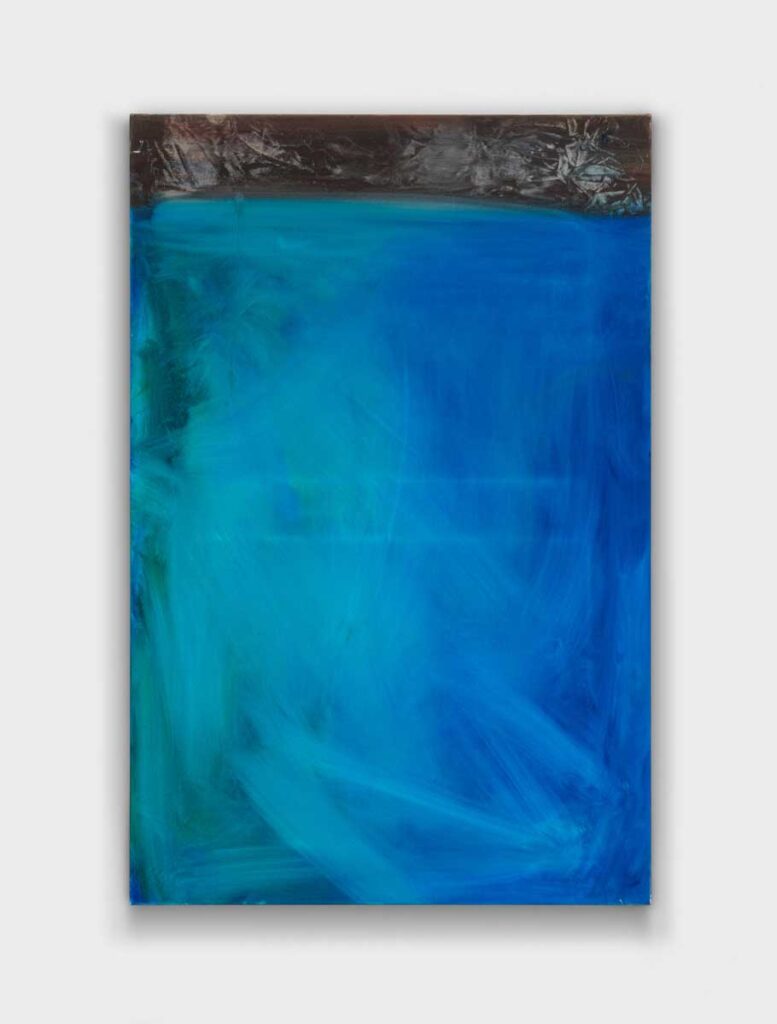 <i>Untitled</i>, 2025</br>
oil on canvas</br>
96,5 x 63,5 cm / 38 x 25 in>
