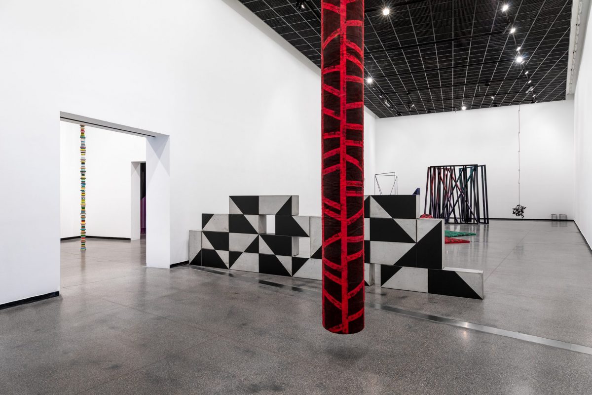<i>kosmos</i>, 2018
</br> 
installation view, australian centre for contemporary art, melbourne
>