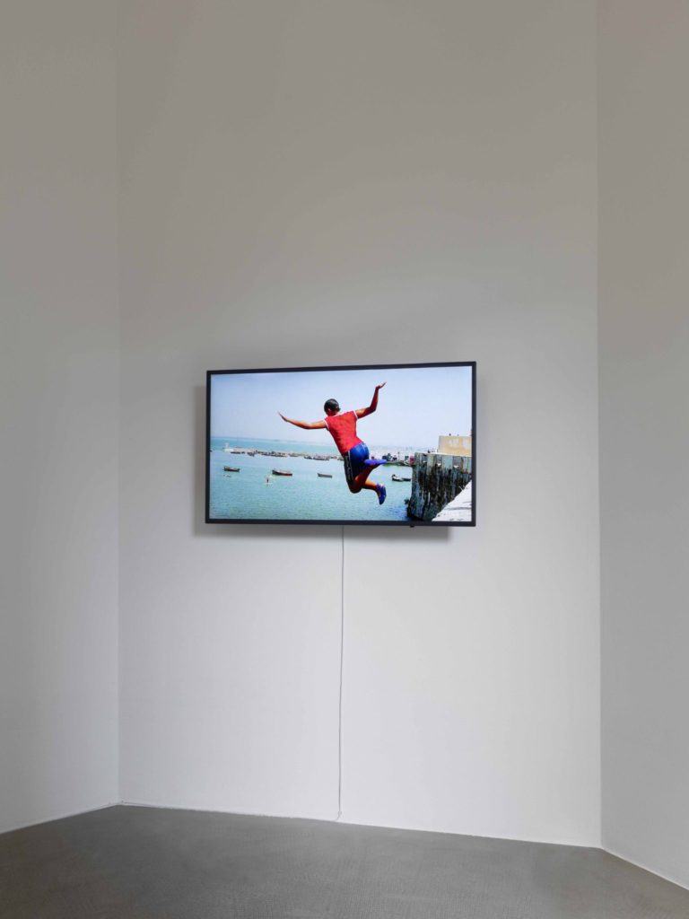 <i>underneath</i>, 2017</br>installation view, kaufmann repetto, milan