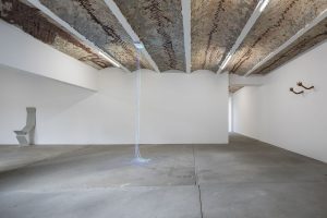 <i>stepping stairs</i>, 2018 
</br>
installation view, kw institute for contemporary art, berlin
