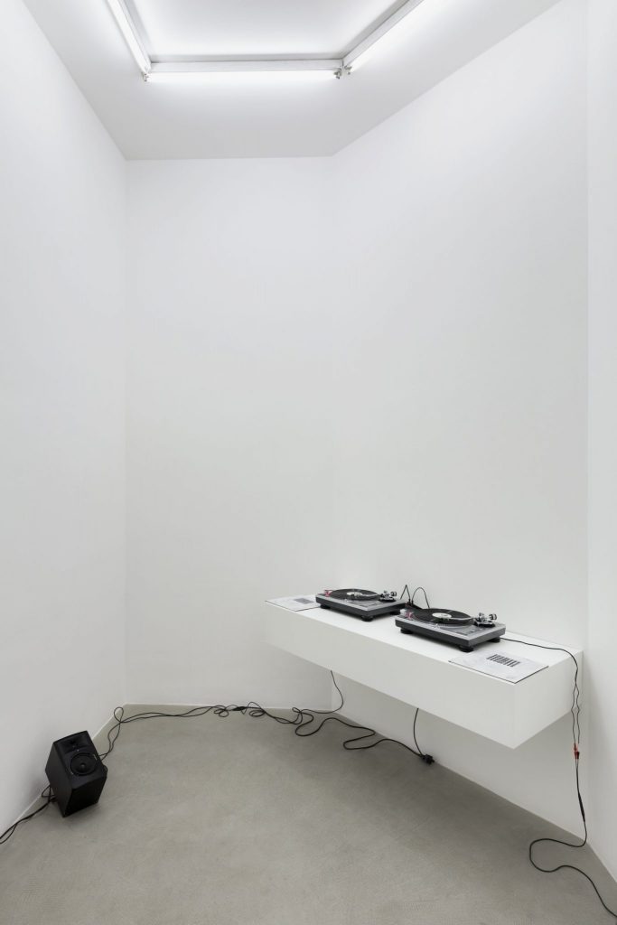 <i>a graphic tone</i>, 2019
</br>
installation view, kaufmann repetto, milan>