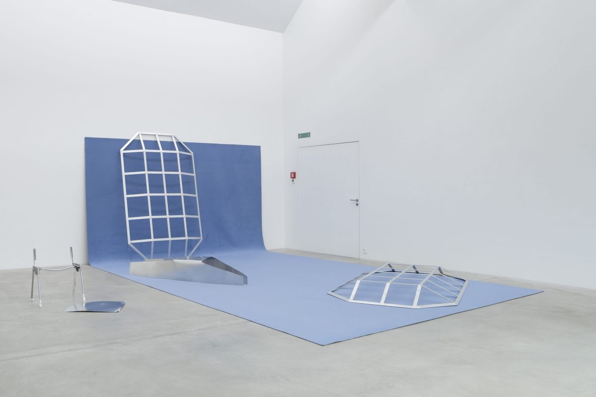  <i>one is so public, and the other, so private., </i> 2019 </br> installation view, kunst museum winterthur, winterthur


>
