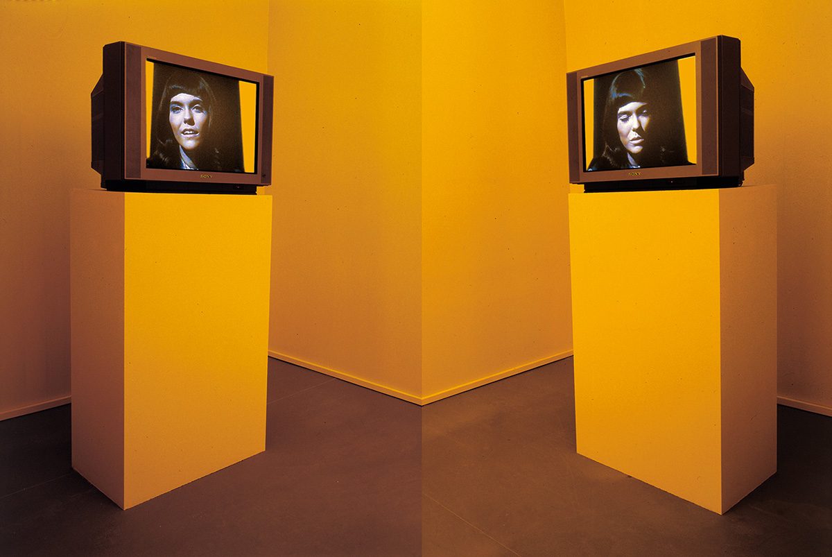 <i>double karen (close to you)</i>, 1997/2000
</br>
dual-channel installation, two looping dvds>
