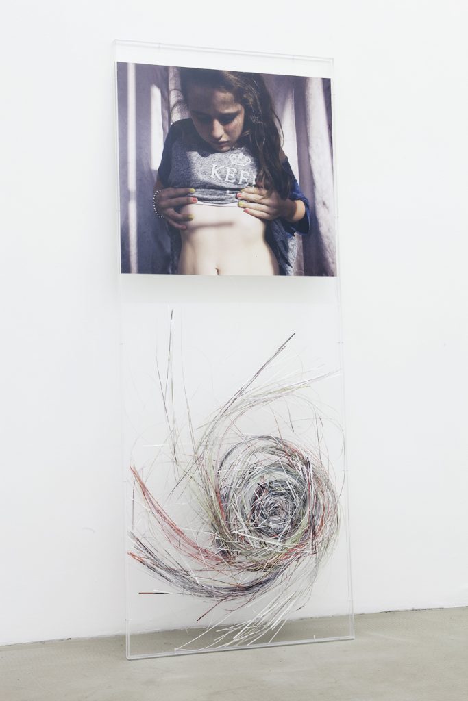 <I>laura unraveling, with style</I>, 2012
</br>
digital photo print, 150 x 60 cm / 59 x 23.6 in>