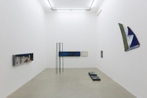<i>oxymoron grey</i>, 2015 </br> installation view, kaufmann repetto, milan
