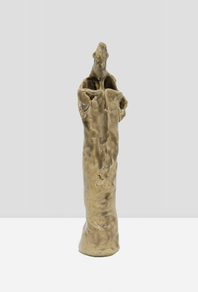 <i>standing figure iv</i>, 2009
</br>
glazed stoneware, 26,9 x 7,4 x 5,7 cm / 10.6 x 2.9 x 2.2 in>