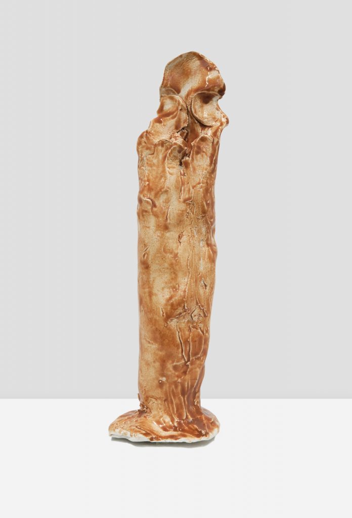 <i>cloaked figure</i>, 2009
</br>
glazed stoneware, 34,5 x 10,4 x 11,4 cm / 13.6 x 4.1 x 4.5 in 
>