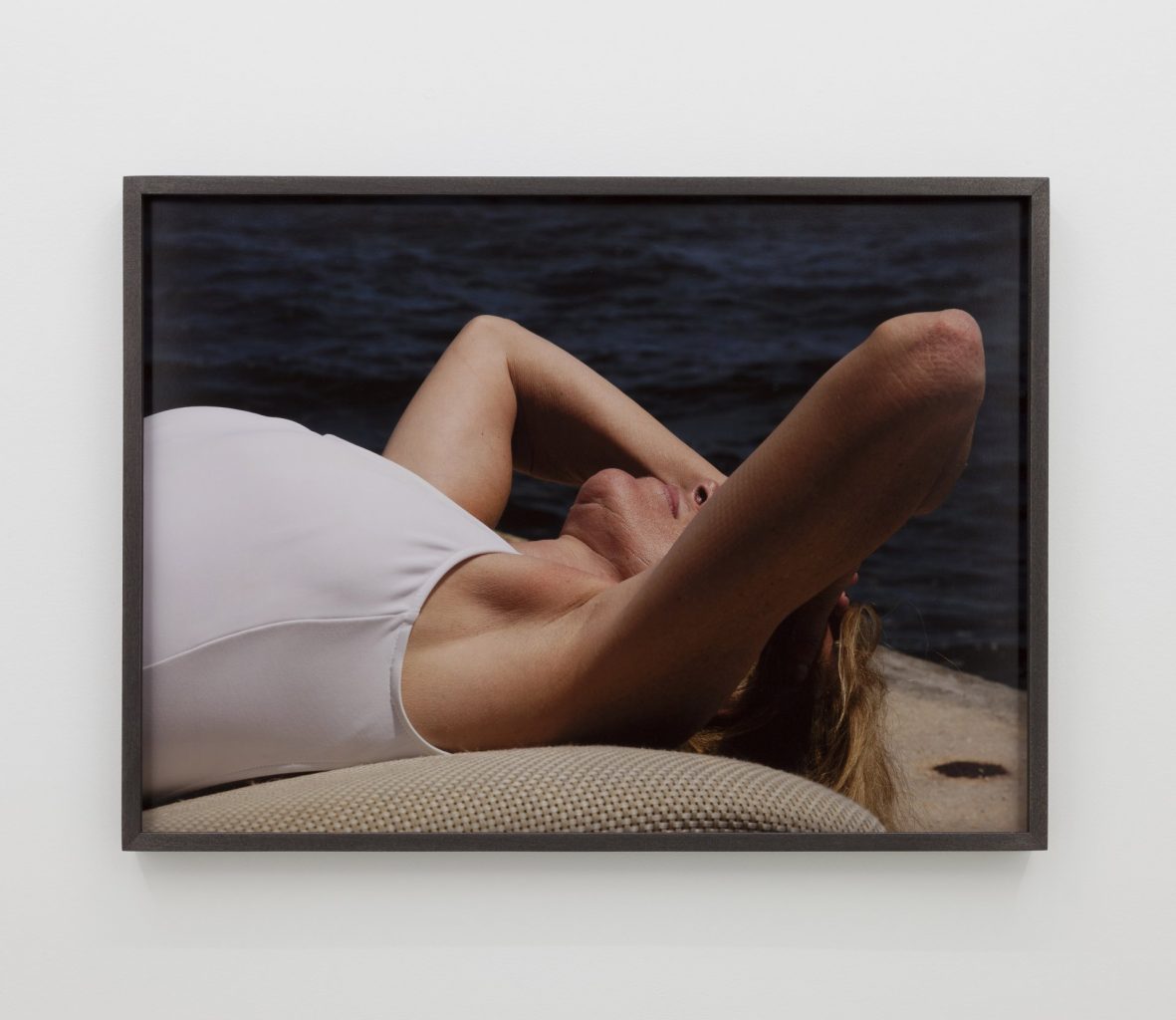 <i>mom (ocean)</i>, 2013
</br>
digital c-print, 45,7 x 63,5 cm / 18 x 25 in>