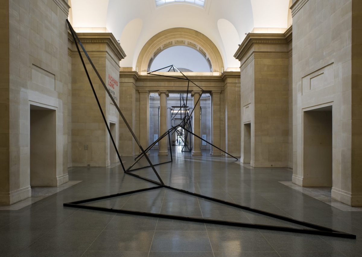 <i>cold corners</i>, 2009
</br>
installation view, the duveens rooms, tate britain, london>