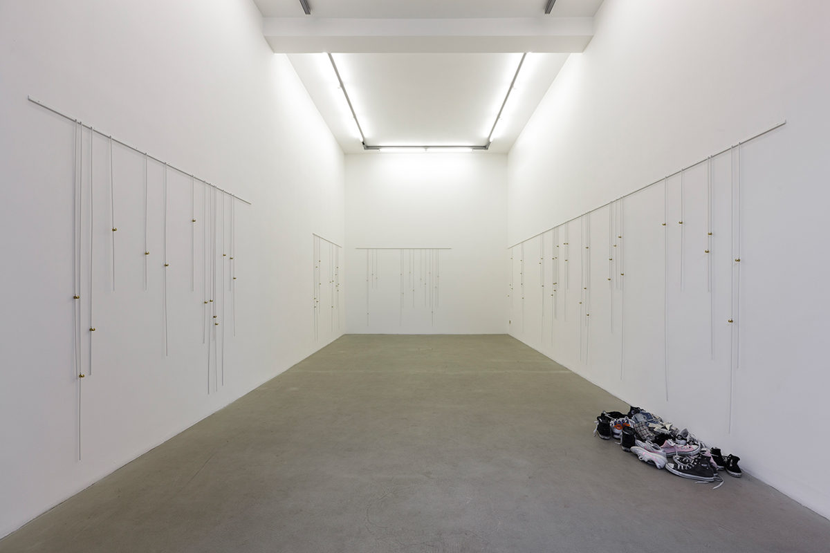 <i>verso</i>, 2012</br>installation view, kaufmann repetto, milan