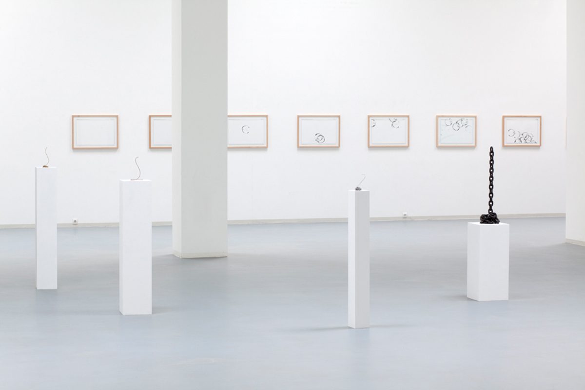 <i>endings</i>, 2011 
</br>
installation view, kunstverein bonn, bonn
>