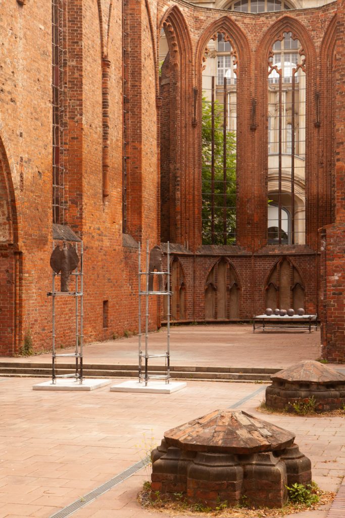 <I>WHILE THE ANGELS ARE NAMING US</I>, 2021</br> installation view,
klosterruine, Berlin>