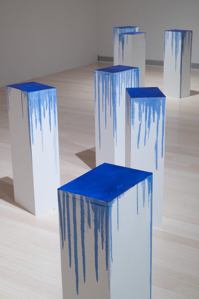 <i> In a Field Well-Found – Artistic Practices from the Marcel Duchamp Prize’s 25 Years,</i> 2025 </br>
installation view, Ludwig Museum, Budapest </br>>