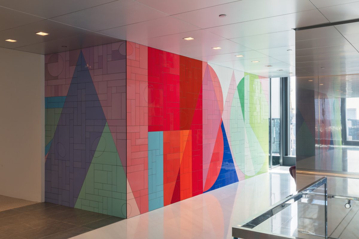<i>milbank</I>, 2019</br>
installation view, Hudson yards, New York</br>>