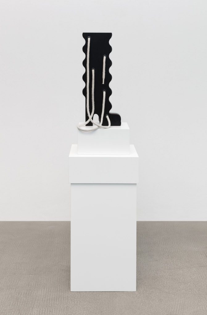 <i>4-colour wavy boot</i>, 2018</br>painted wood, lace, metal, wood plinth</br>151 x 40 x 33 cm / 59.5 x 15.7 x 13 in