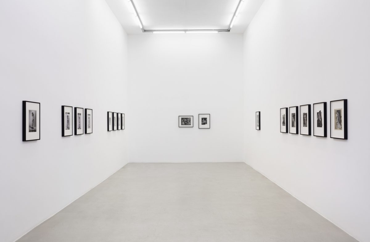 <I>cross</I>, 2019
</br>
installation view, kaufmann repetto, milan>