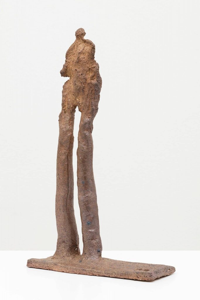 <i>walking man</i>, 2012</br>
wood klin, fired stoneware</br>44 × 26 × 11 cm