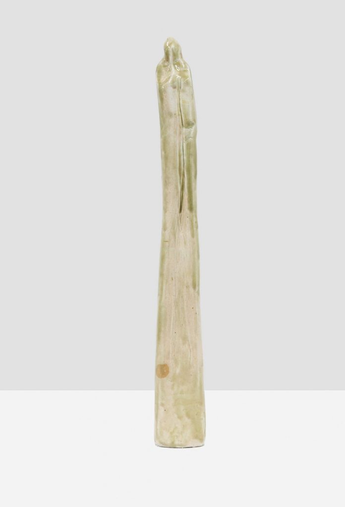 <i>standing figure ii</i>, 2009</br>
glazed stoneware</br>32.4 x 5.7 x 7.4 cm