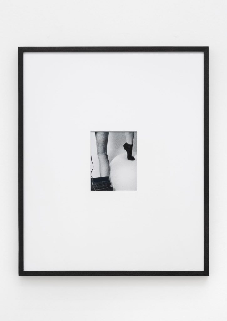 <i>untitled (sex 3)</i>, 2016</br>
framed inkjet print</br>22 x 20.5 inches / 56 x 52 cm