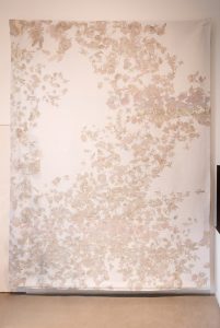 pale bugs, 2017
cotton, polyester, 250 x 325 cm