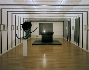 <i>hier</i>, 2006
</br>
installation view, städtische galerie im lehnbachhaus und kunstbau, munich