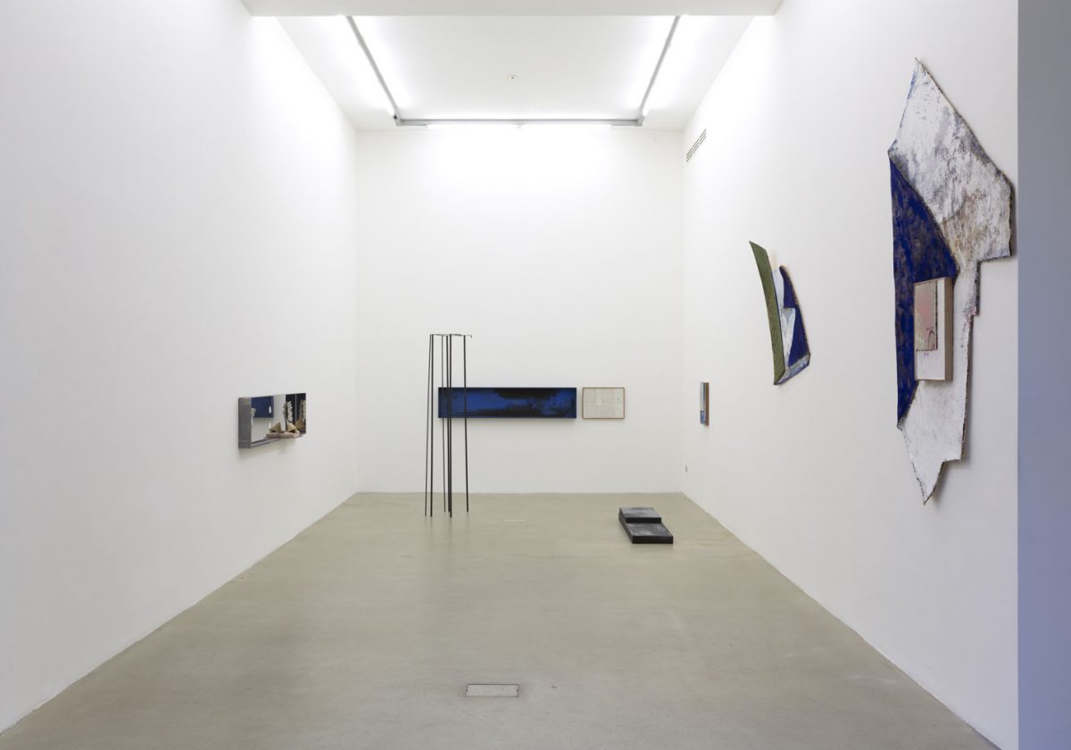 <i>oxymoron grey</i>, 2013</br>installation view, kaufmann repetto, milan
