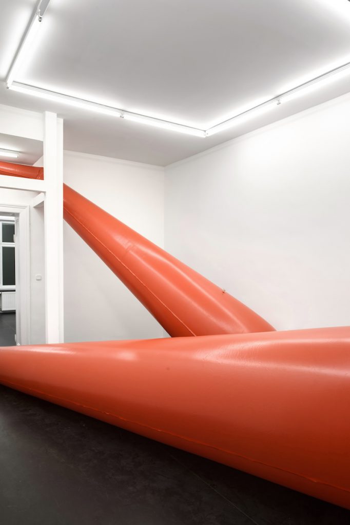 Franco Mazzucchelli
</br>
<I>Cono 2</i>, 2013
</br>
PVC, air, 800 x 130 cm / 315 x 51.3 in
