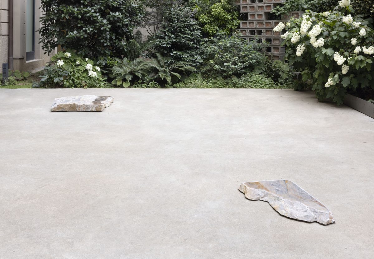 <i>Days of Inertia,</i> 2025 </br>
installation view, kaufmann repetto, Milan</br>>