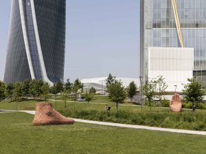 <I>Judith Hopf, Han and Foot for Milan</i>, 2018
</br> installation view, ArtLine Park of Contemporary Art, Milan