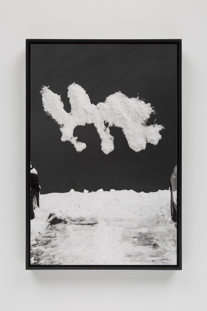Shannon Ebner, <I>SNOW DRIFT</I>, 2022
</br>
archival pigment print mounted on aluminum</br>
55,1 x 37,3 x 4,1 cm / 21.7 x 14.7 x 1.6 in (framed)