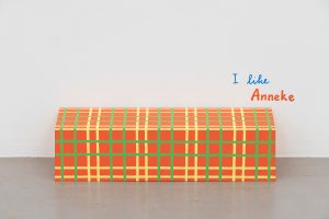 <i>I like Anneke</i>, 2003-2022
</br>
acrylic paint on wooden object and wall</br>
50 x 30 x 20 cm / 19.6 x 11.8 x 7.8 in