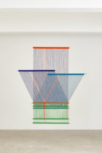 <i>Quel chiodo fisso</i>, 1979 </br>
wool and aluminum</br>
180 x 120 x 40 cm / 78.8 x 47.2 x 15.7 in
