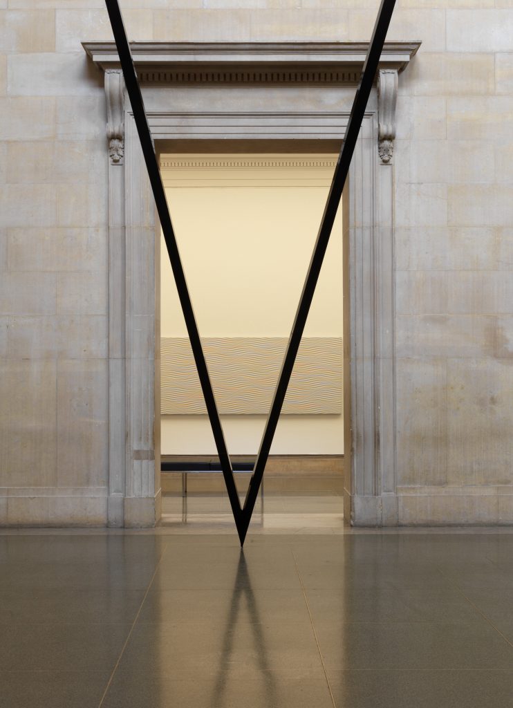 <i>Tate Britain Duveens Commission: Eva Rothschild</i>, 2009
</br> installation view, Tate Britain, London 