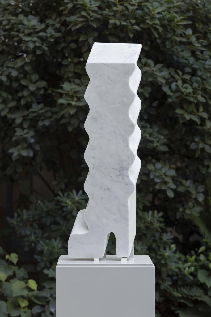 <i>Slanted Way Boot (Double Angulation)</i>, 2022</br>marble</br>
78 x 24 x 9 cm / 30.7 x 9.4 x 3.5 in>